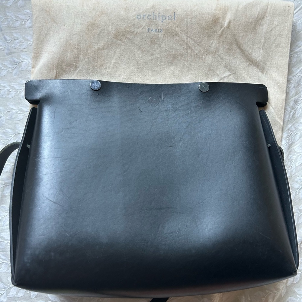 Black Shoulder Bag